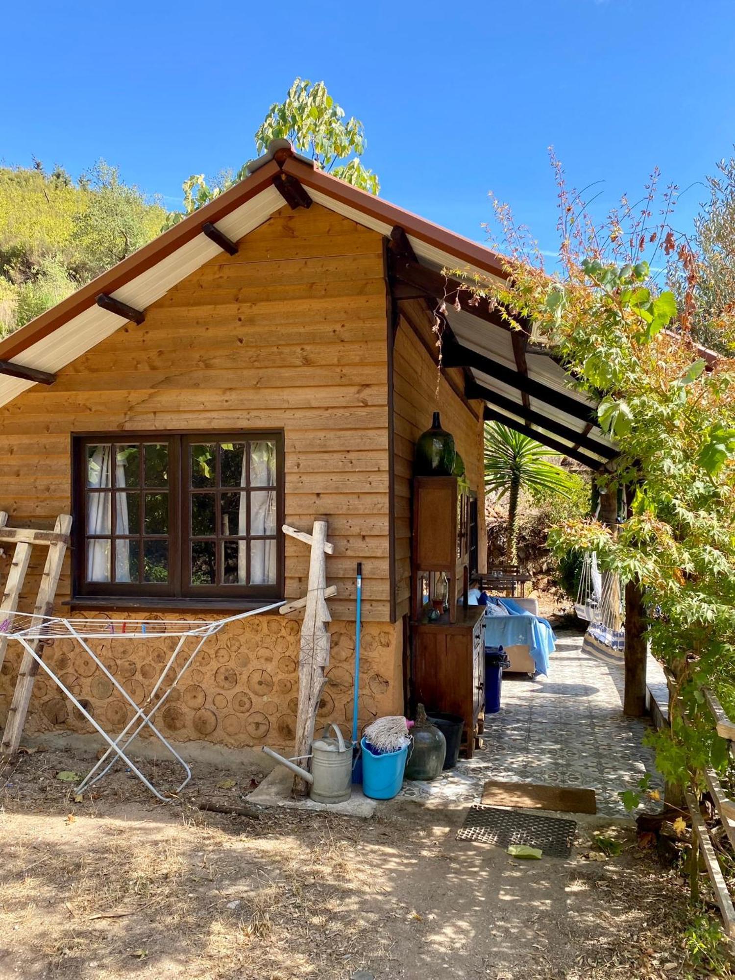 Campsite Unique Tiny House With Natural Building Techniques
